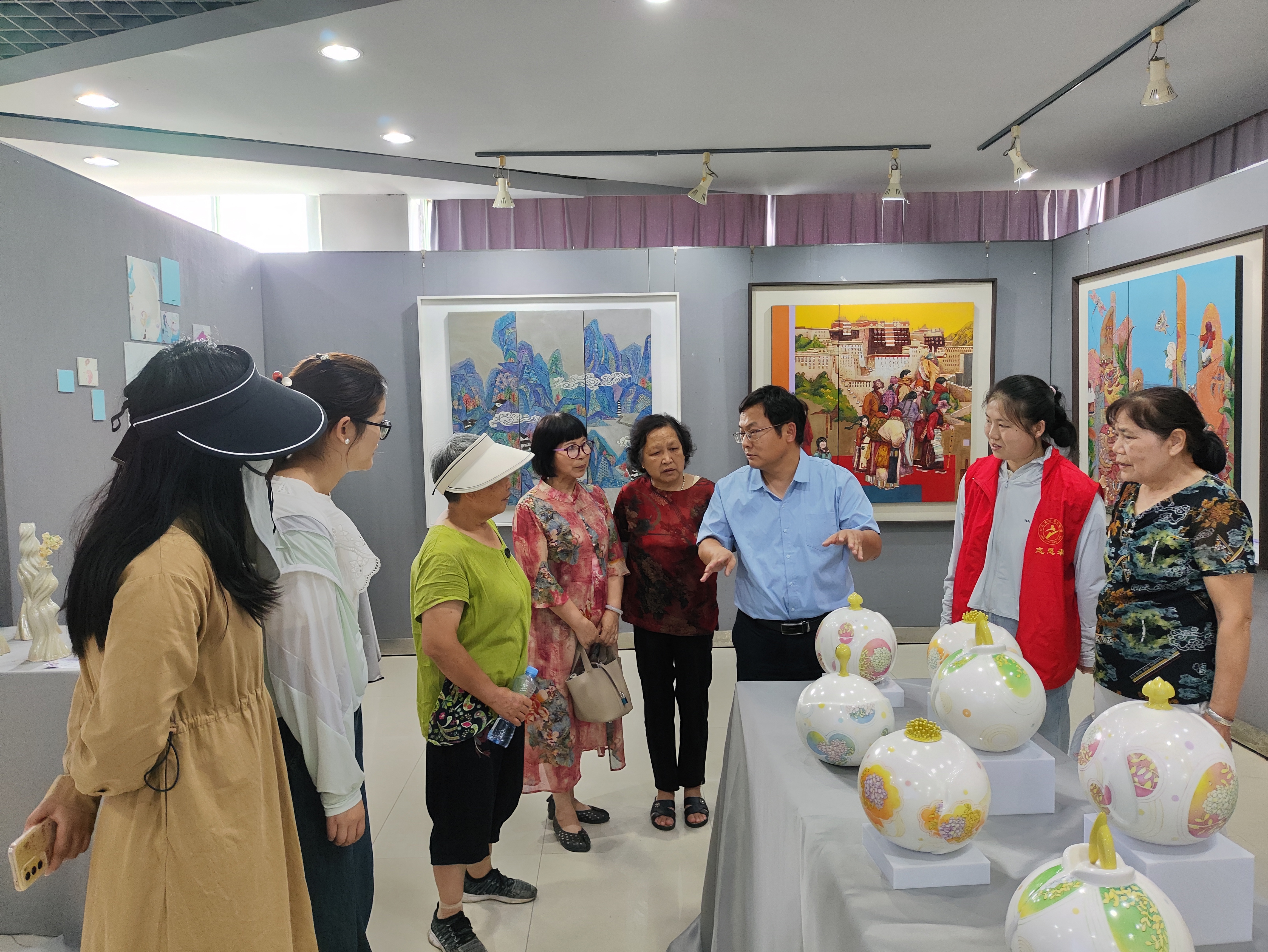 紫金园社区观展2