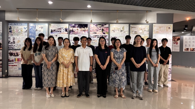 艺术与设计学院举办2024级研究生中期考核作品展