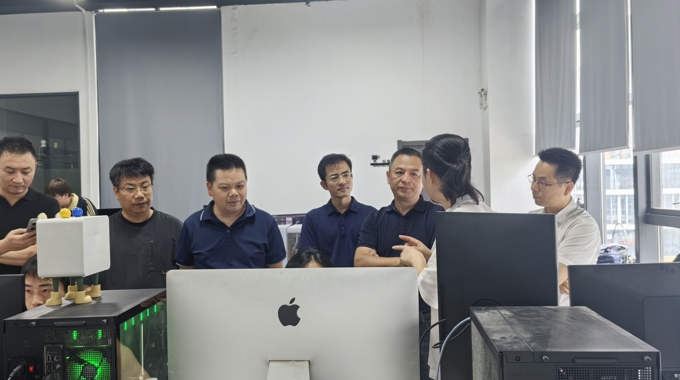 艺术与设计学院赴制片帮科技集团（江西）有限公司开展访企拓岗专项走访调研